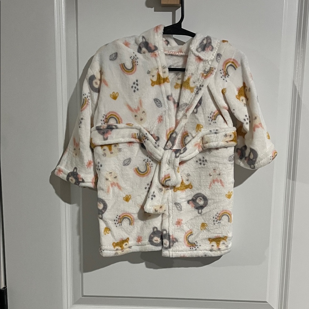 Adorable Kids' White and Gray Animal Print Pajama Robe